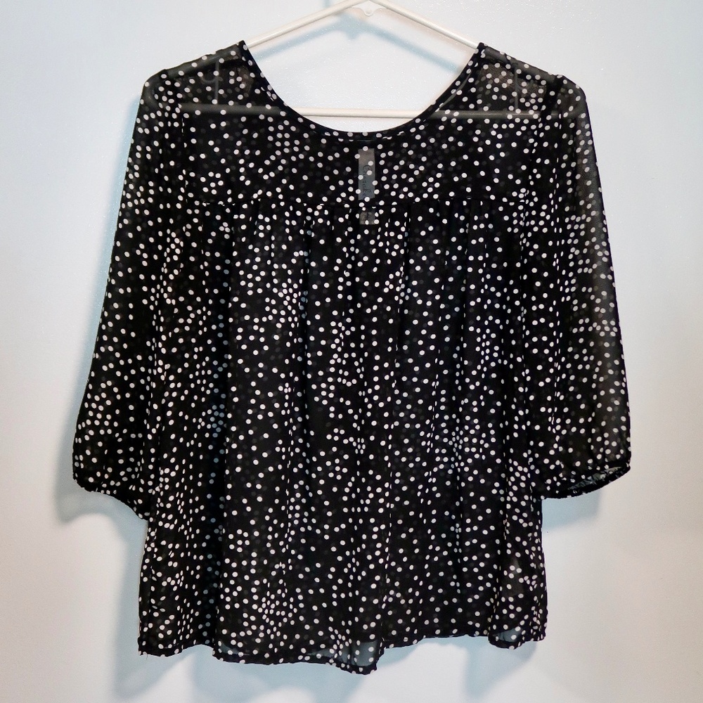 Sweet & Flattering Sheer Black/White Polka Dot Top XL